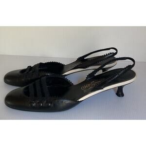 Vintage Salvatore Ferragamo Black Leather Slingback Kitten Heels 9AA Narrow 80s